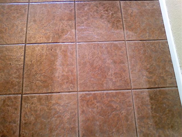 Tile and grout cleaning in Lawrence KS